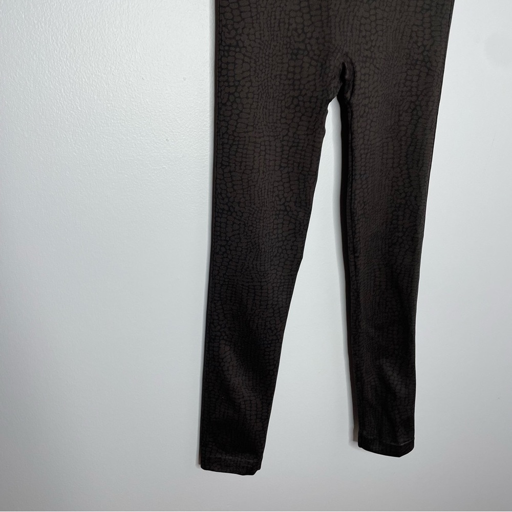 Spanx Leggings Look At Me Now Seamless Brown Black Animal Print Snake Croc - Picture 3 of 8